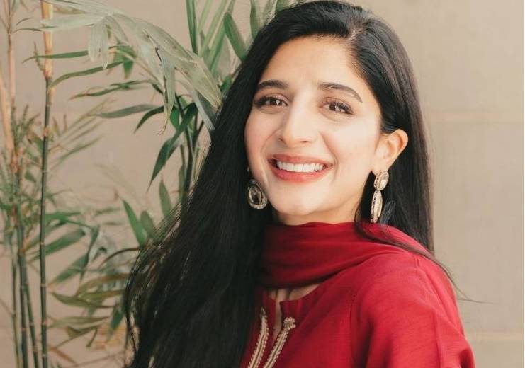Mawra Hocane meets Sanam Saeed and Mohib Mirza’s newborn