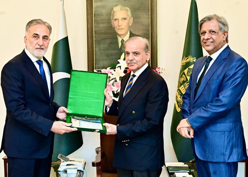 PM Shehbaz lauds NAB’s anti-corruption efforts