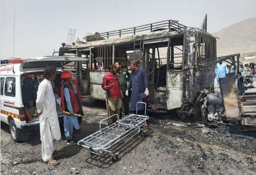 Six burn to death as bus catches fire in Quetta