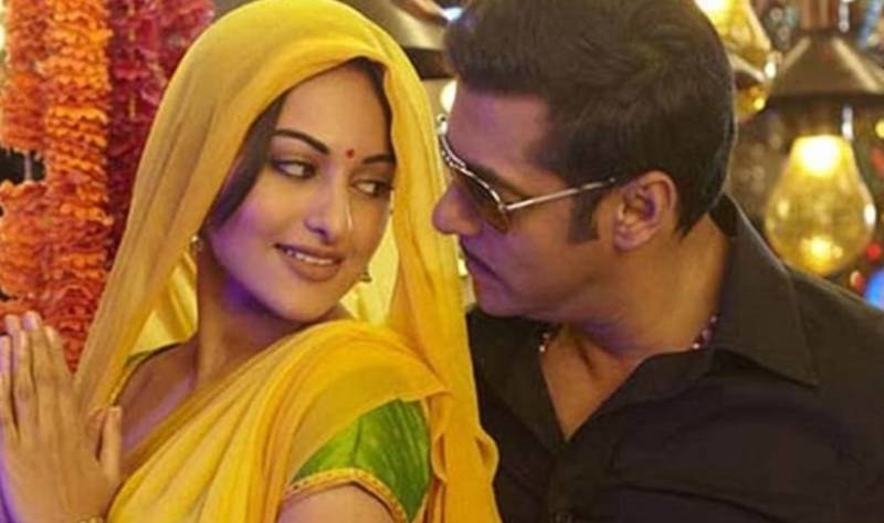 Sonakshi Sinha heaps praise on Salman Khan for being helpful and supportive