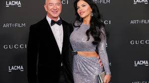 The billionaire and the TV anchor: Bezos, Sanchez's whirlwind romance