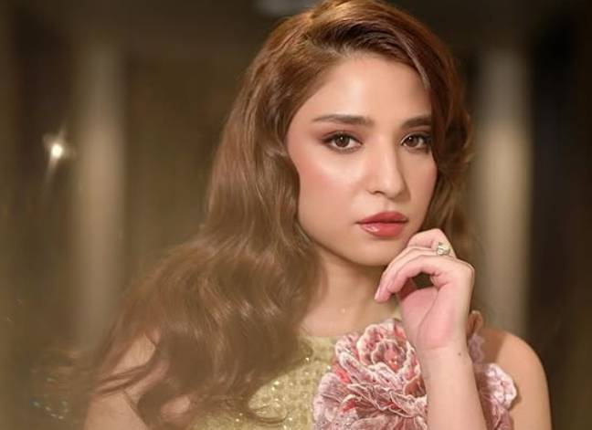 ‘WITCHES DON’T AGE’: Ramsha Khan raises eyebrows over bold birthday dress