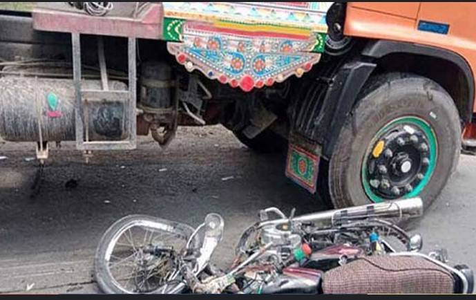 Four die as speeding truck crushes family in Grujranwala