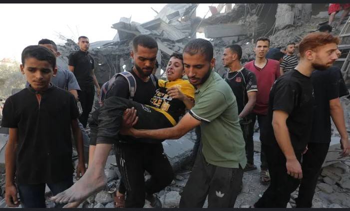 Israeli forces kill 20 in attacks on Gaza aid-seekers
