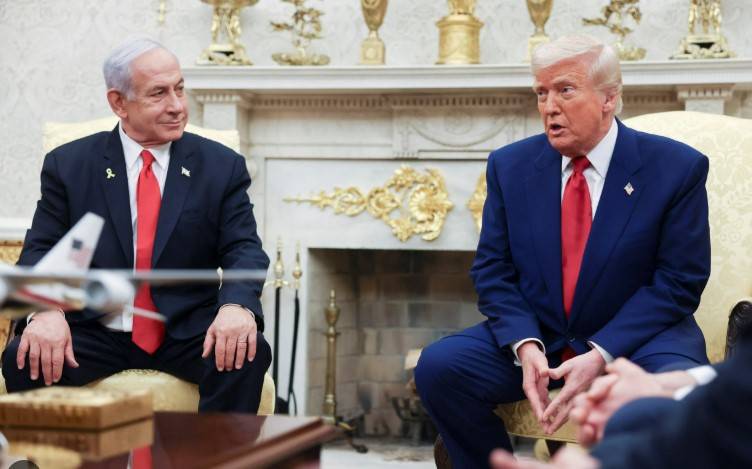 Trump urges end to 'witch hunt' Netanyahu corruption trial