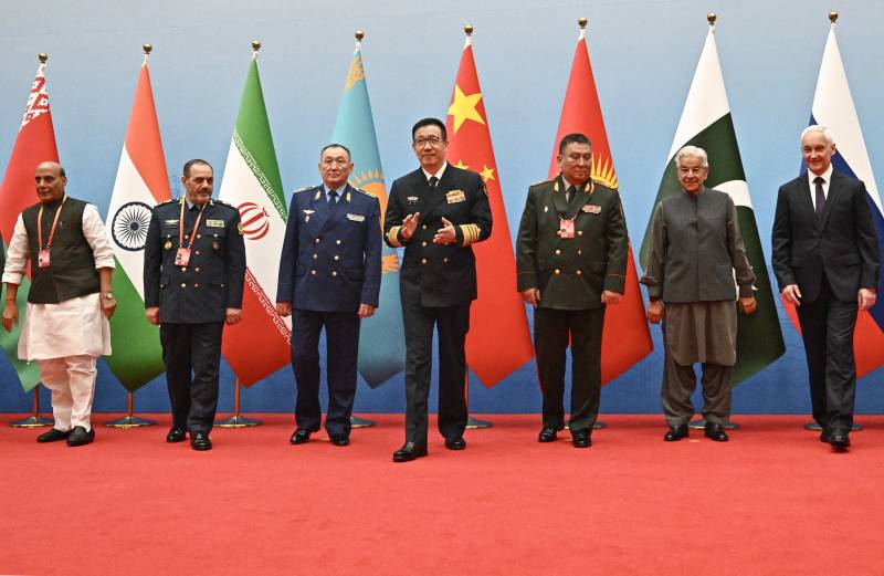 Indian defence minister creates scene at SCO summit in China
