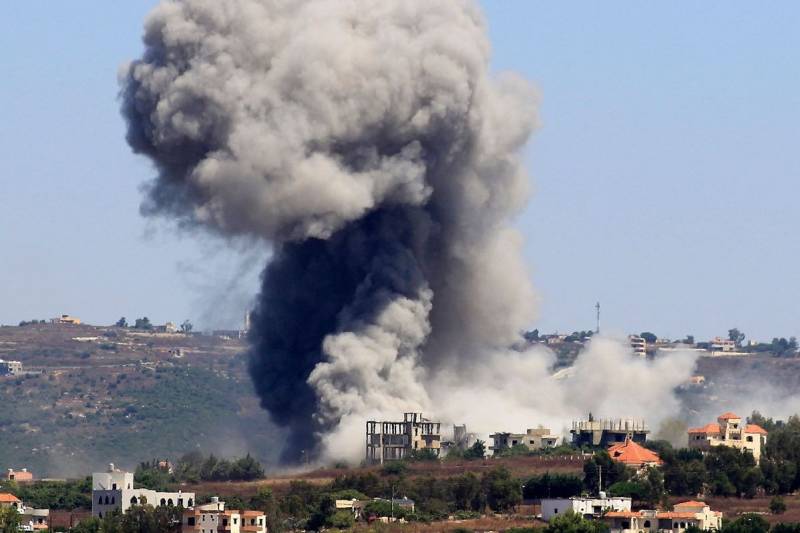 Israeli strikes kill 2 in south Lebanon