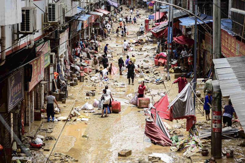 Six dead from floods in China's south