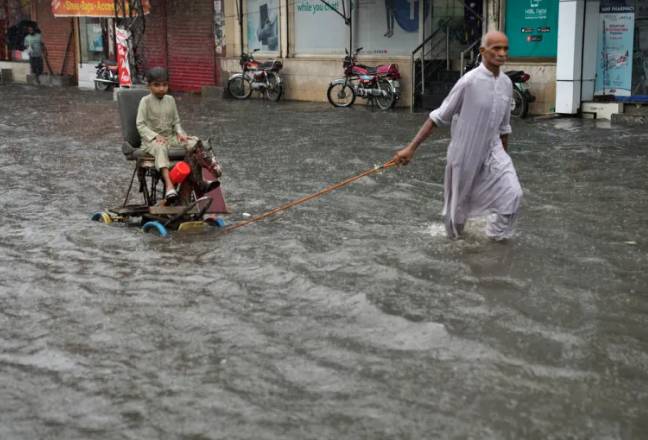 Seven die as torrential rains lash Punjab and KP 