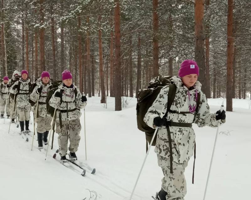 Finnish women flock to prepare for war, other crises