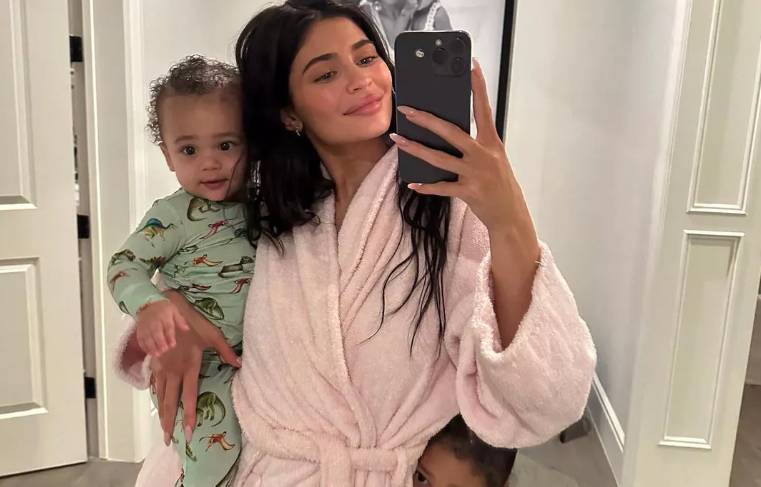Kylie Jenner shares SWEET of daughter STORMI
