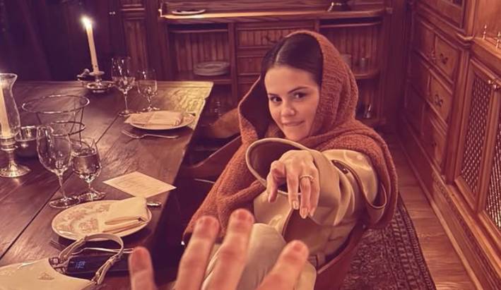 Selena Gomez stuns fans by revealing childhood crush 