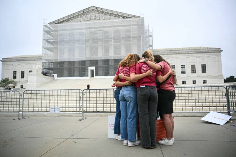 US Supreme Court curbs power of individual judges to block Trump