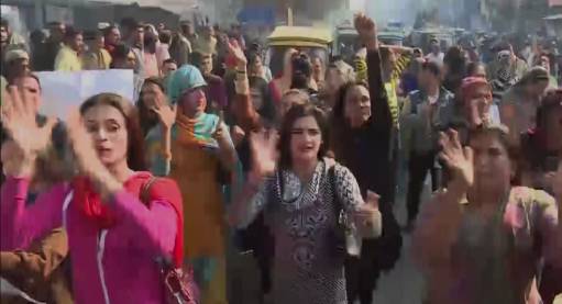 Khwaja Sara out in Sindh town against police inaction over ‘extreme brutality’ 