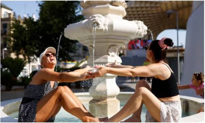 Mediterranean set new June temperature high on Sunday: French weather service