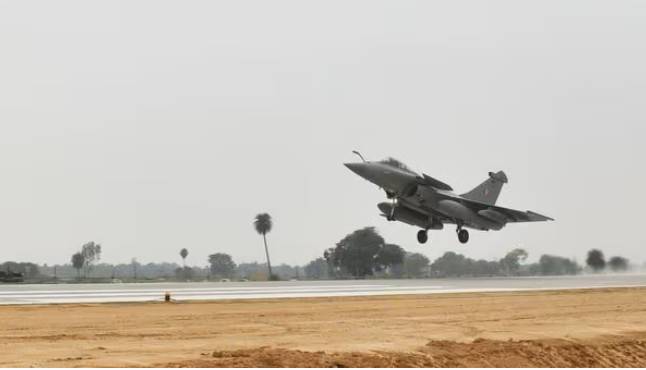 Indian Attaché admits PAF downed fighter jets during war