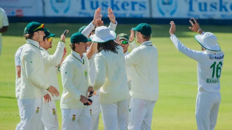 Bosch bowls South Africa to 328-run win over Zimbabwe