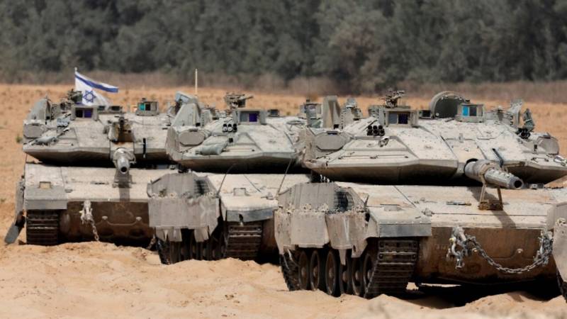 Israel steps up campaign in Gaza ahead of Netanyahu's US visit