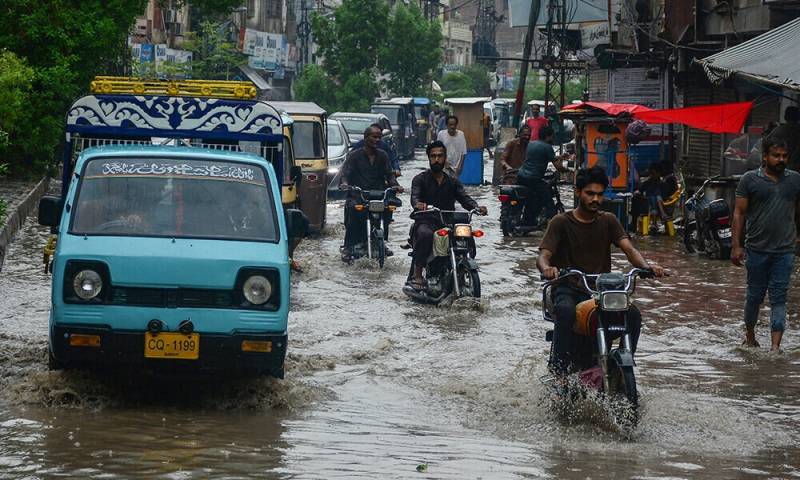 Pakistan flash floods, heavy rain kill 64 in a week