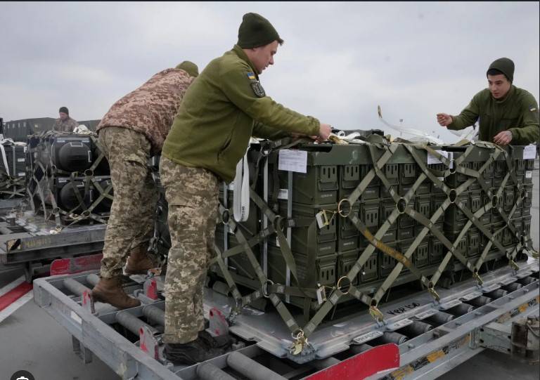 US halting some shipments of military aid to Ukraine