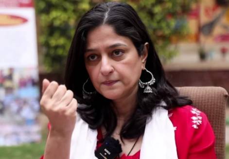 Your wife is not your mother, says Nadia Jamil 