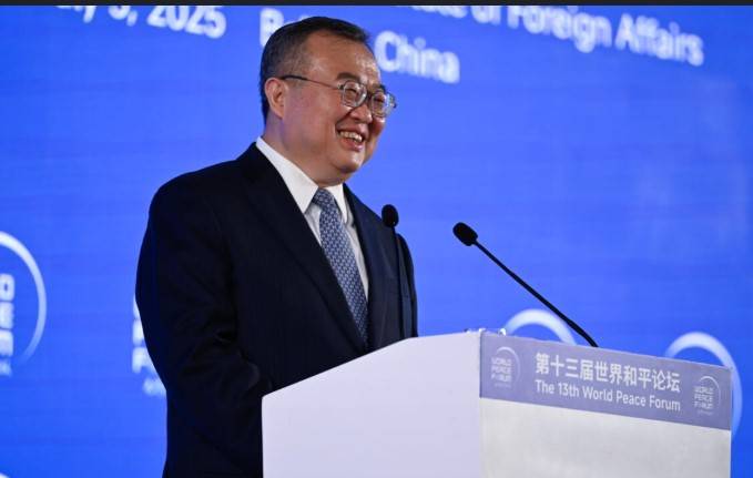 Top China official says US defence chief 'inciting conflict'