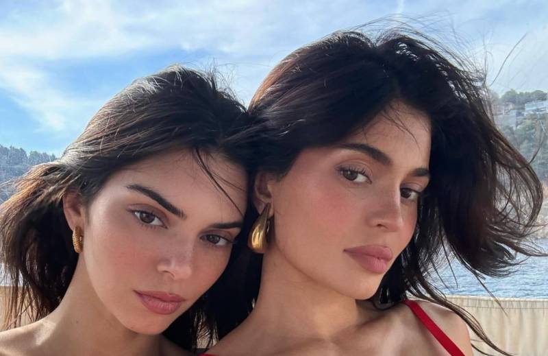 Kylie and Kendall Jenner enjoy summer getaway with friends in France