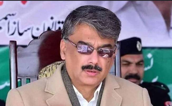High Court issues notice to AJK PM for contempt of court