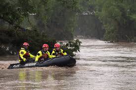 US rescuers search for missing girls in deadly Texas flash floods