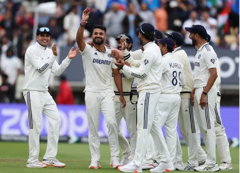 Deep strikes as India hammer England in second Test