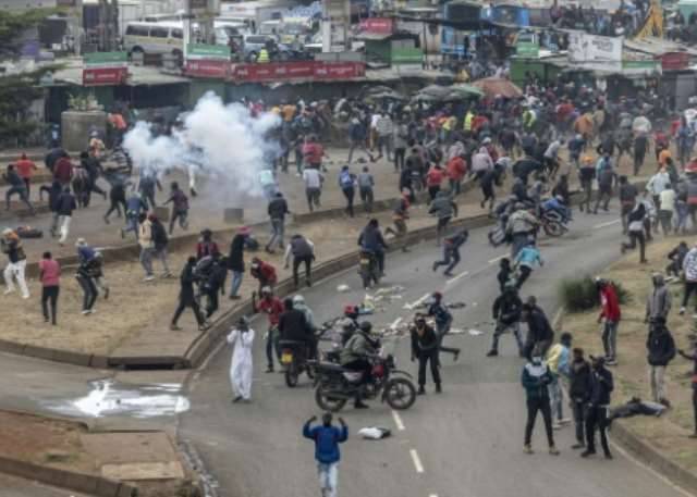 10 dead in Kenya during protests after heavy police deployment