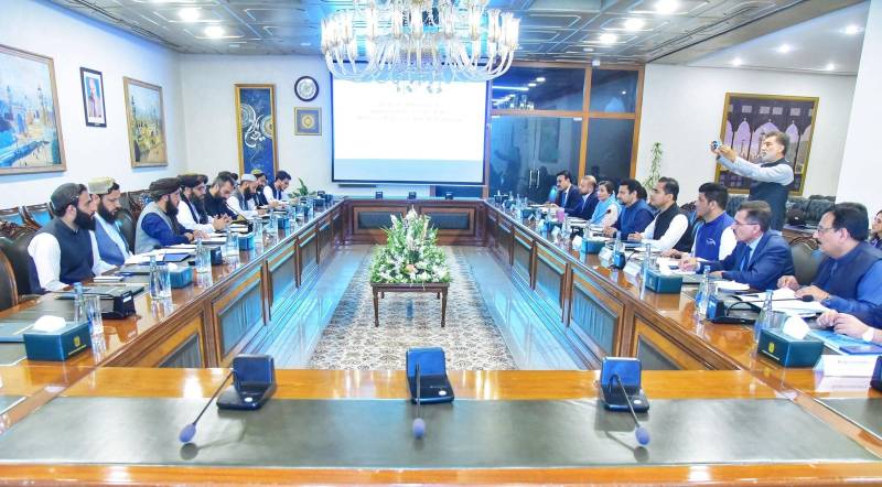 Pak-Afghan talks focus on trade, security and connectivity