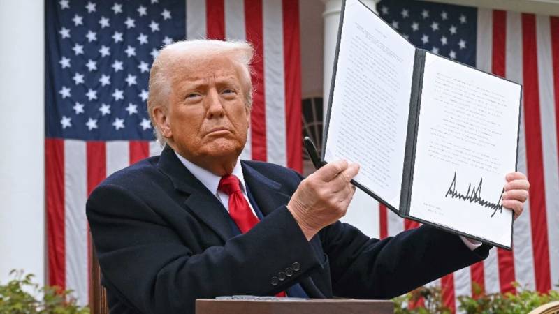 Trump threatens allies Japan, South Korea with 25% tariffs