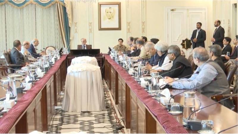 Businessmen praise PM Shehbaz, his financial team for stabilising economy