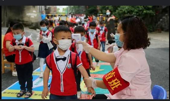 China detains principal over lead poisoning of 200 children