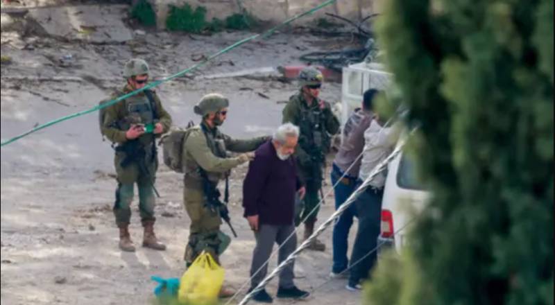 Displaced West Bank residents protest army demolitions