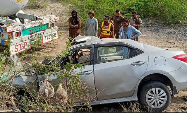 Five perish in car-truck collision in Dera Ismael Khan
