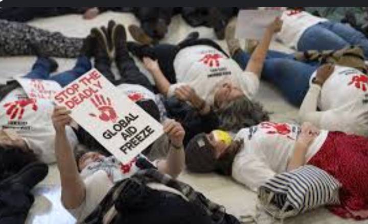 US funding cuts could reverse decades of gains in AIDS fight: UN