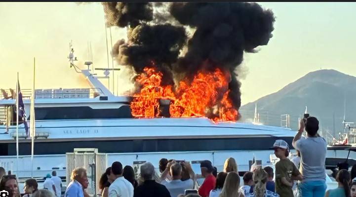 Superyacht ablaze in St Tropez port