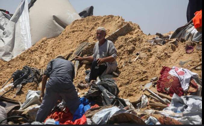 Gaza ceasefire talks ‘held up’ by Israel withdrawal plans