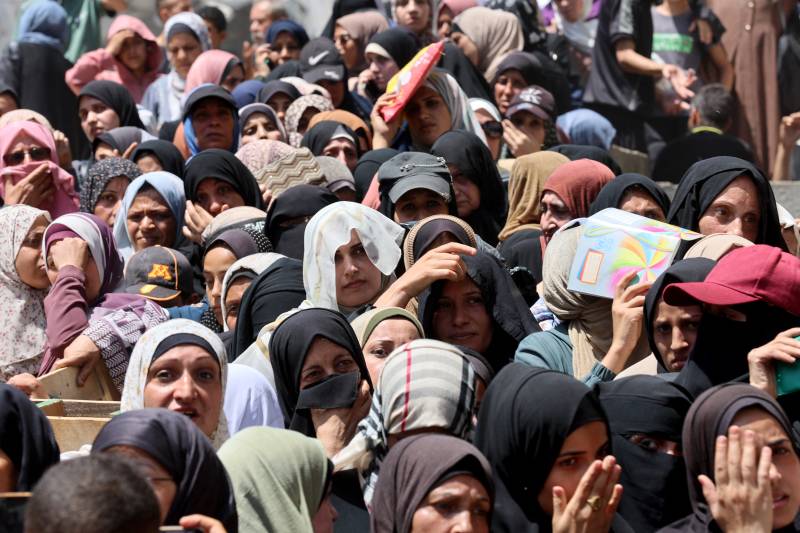Israeli plan to move Gazans into closed zone triggers backlash