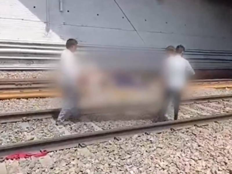 Suicide shocks Sahiwal: Woman jumps on tracks with kids