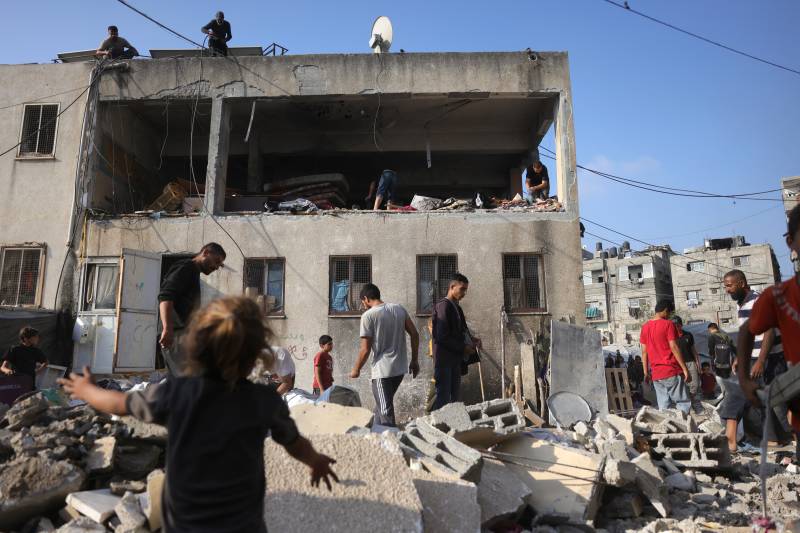 43 killed as Israel bombs Gaza children carrying empty water gallons 