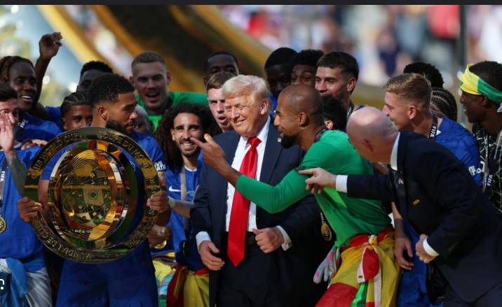 Boos and applause for Trump at FIFA Club World Cup final