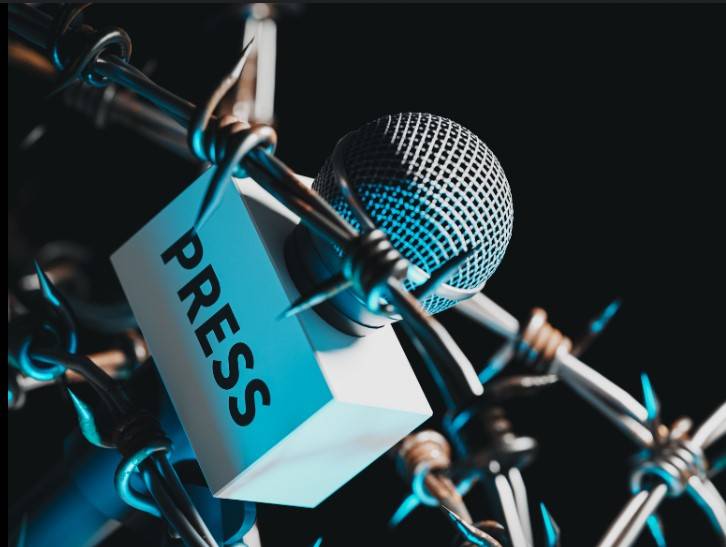 Int’l Federation of Journalists urges CJP to review PECA Law