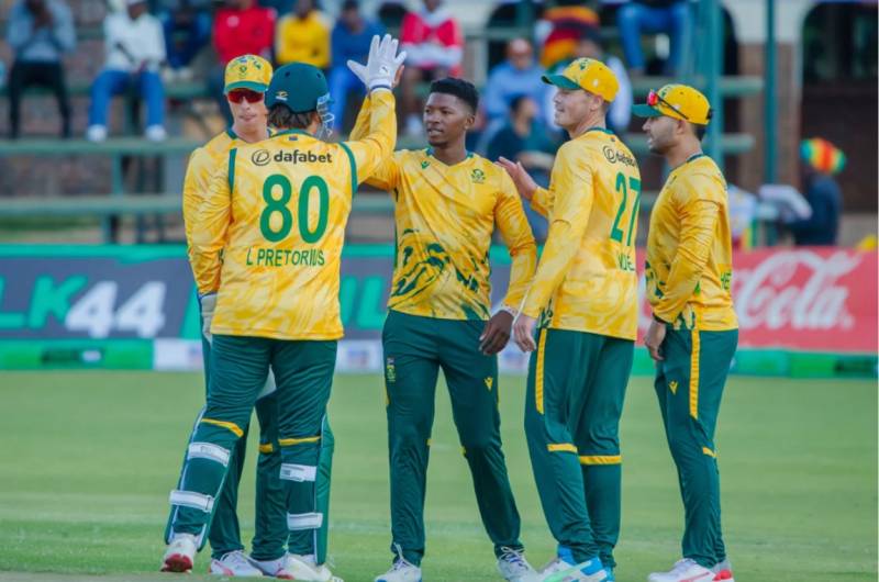South Africa cruise to opening T20 tri-series win over Zimbabwe