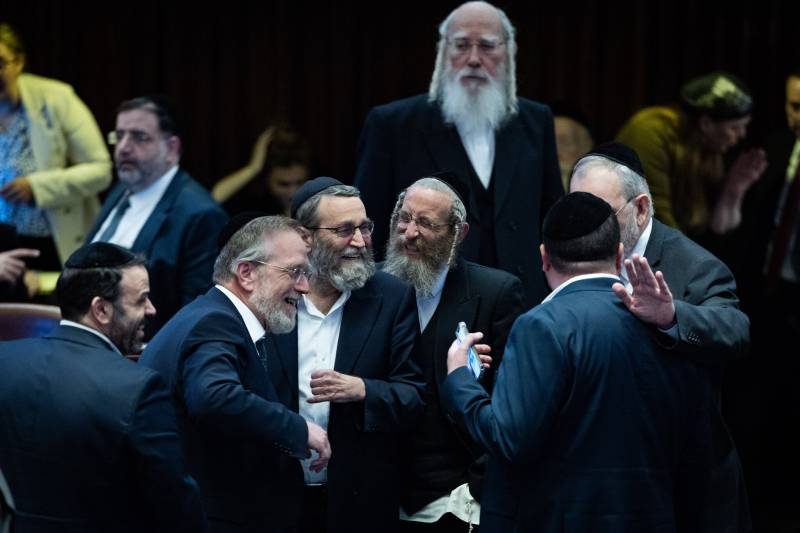 Israel religious party under fire over service exemptions stance