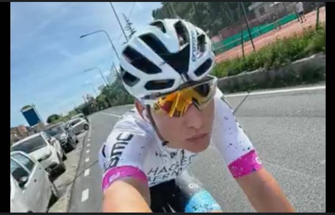 Italian cyclist Privitera dies aged 19 after fall