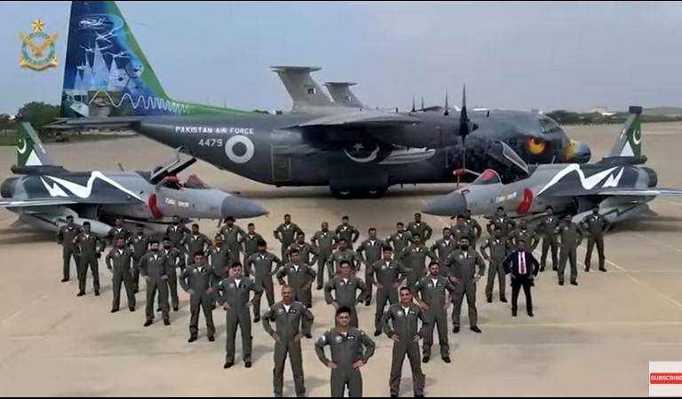 JF-17s Thunder as PAF takes part in UK Royal Air Show 