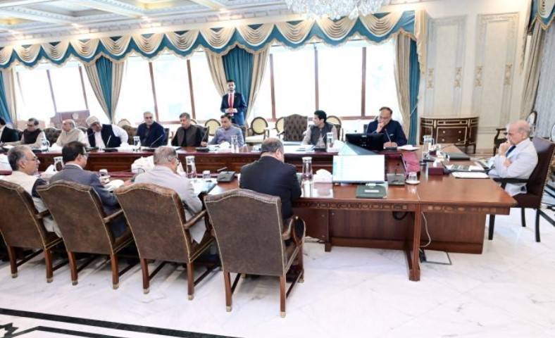PM Shehbaz for aligning civil service with modern tech, global standards